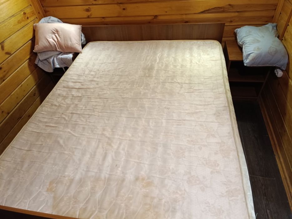 Продам матрас двухспальной