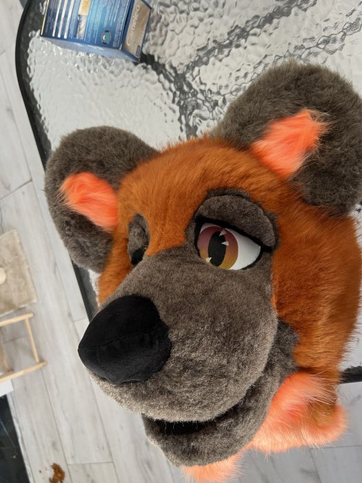 Fursuit head hieny