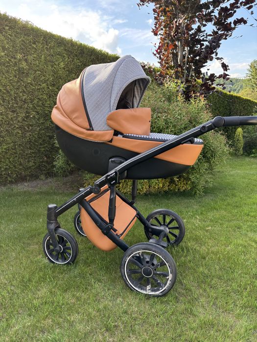 Wózek niemowlęcy Gondola + Spacerówka – Stan dobry