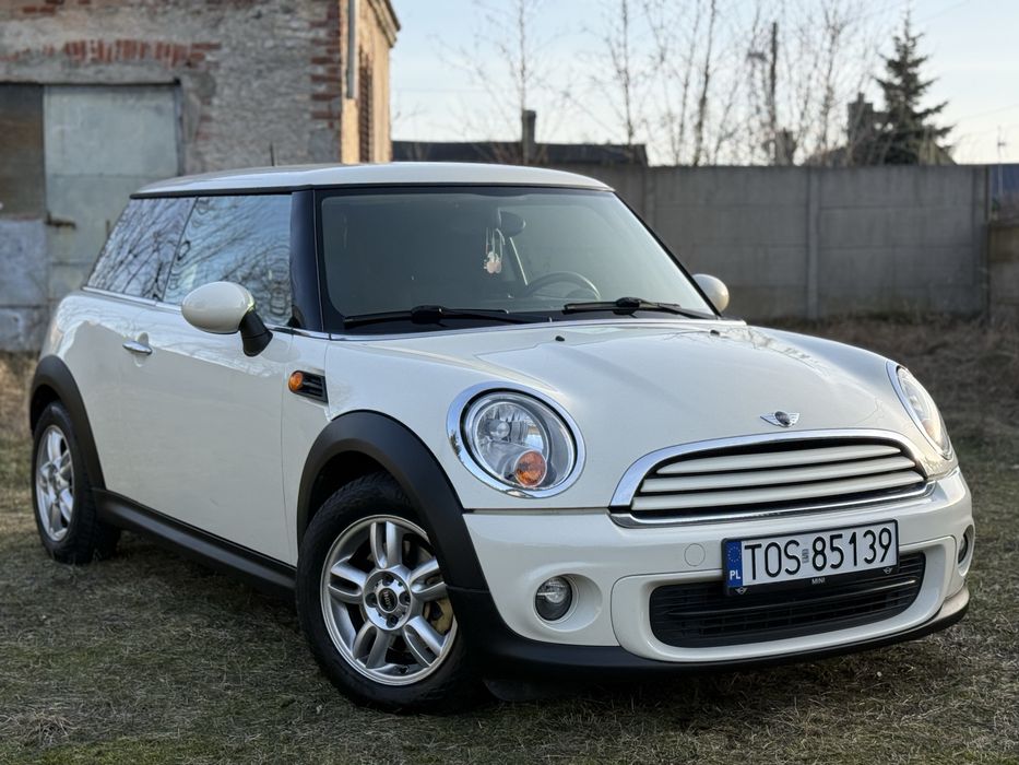 Mini One R56 1.6 benzyna 75KM doinwestowany zadbany
