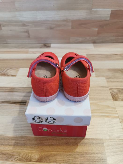 Półbuty na rzep 21