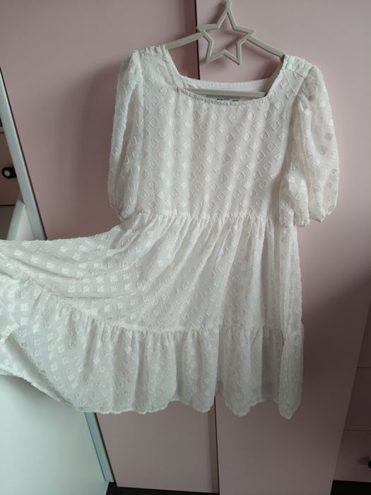 Sukienka Reserved 128 biała