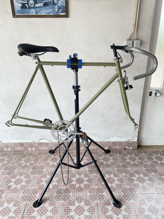 3 bicicletas antigas ciclismo