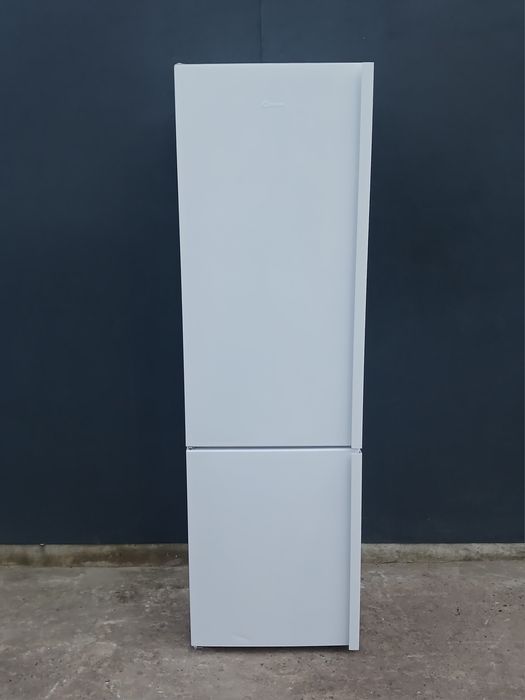 Холодильник зі Швеції Gram