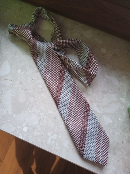 Krawat męski w kolorach brązu i beżu