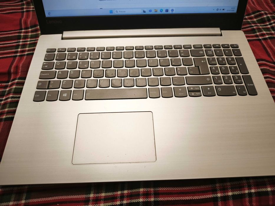 Portátil Ideapad 330 15" Lenovo