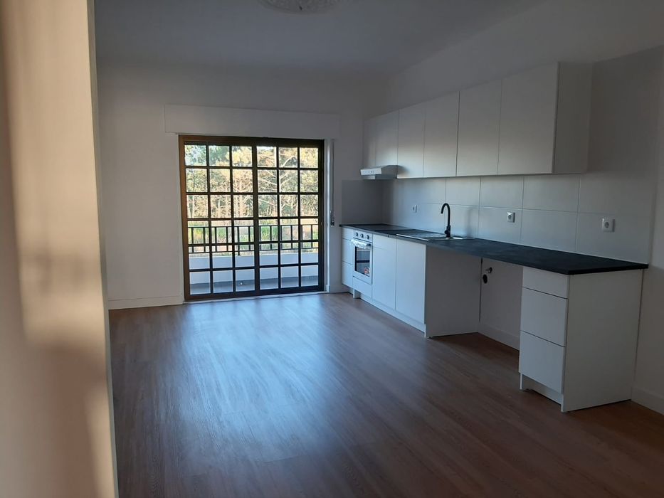 Apartamento T2 com pátio exterior