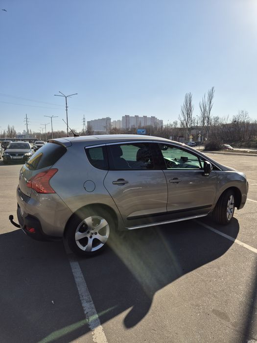 Продаю Peugeot 3008 2.0HDi, 2012  АКПП Aisin