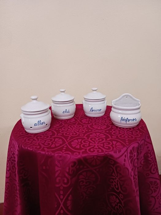 Conjunto de cozinha para arrumação de especiarias