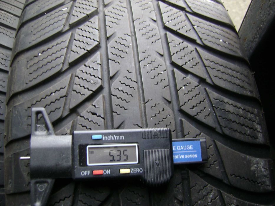 205/60/16 BRIDGESTONE 2 szt.opon zimowych
