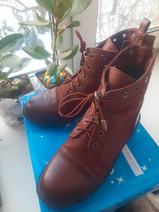 Ботиночки (черевики) для дівчинки 34 розміру, демі.