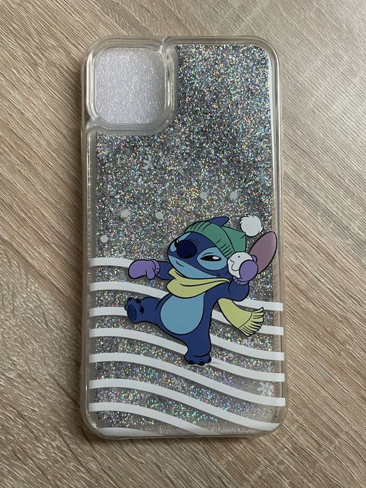 etui dla iPhone 11, wizerunek Sticha, materiał to silikon
