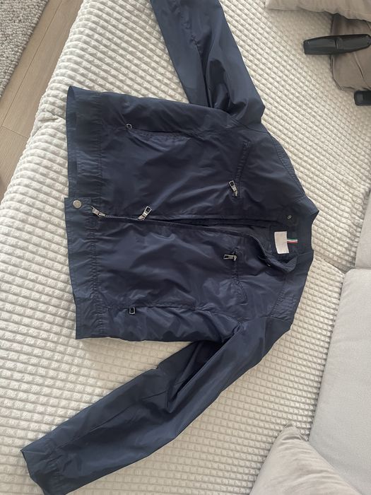 Kispos homem e gabardine curta