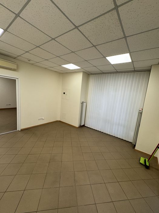 Здам в оренду комерційне приміщення (76 кв.м)