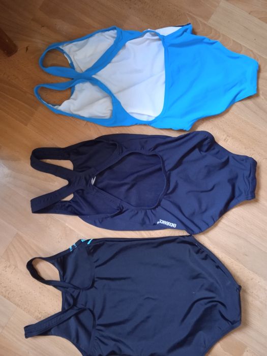 Купальники для бассейна, моря, аквапарка.на 7-8 лет