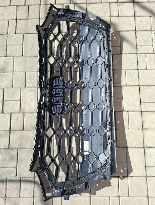 Бампер и решетка AUDI Q5 / SQ5 FY 2020-2025