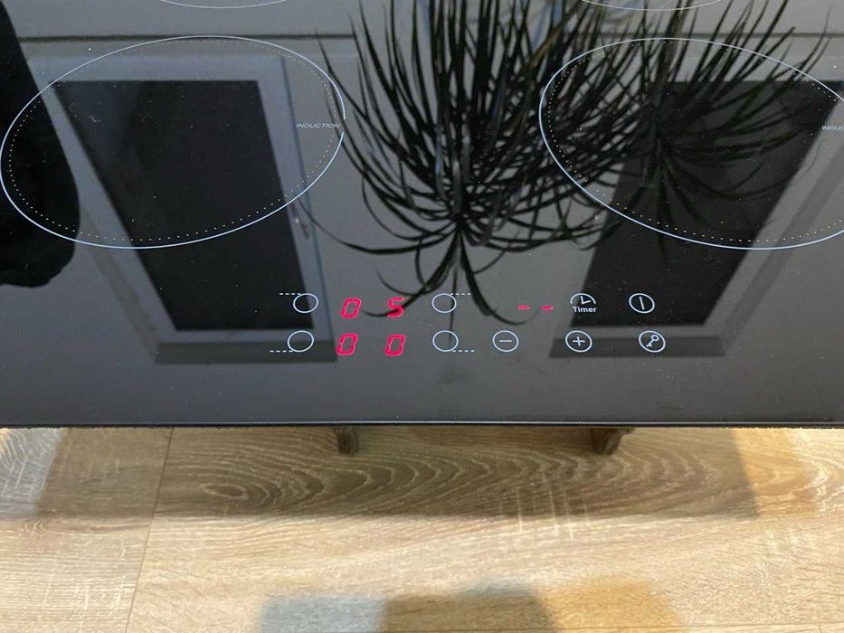 Варильна поверхня/Варочная поверхность Interline VCI 640 BA