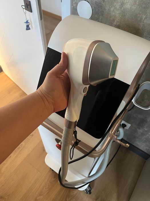 Laser diodowy do depilacji roczny, na gwarancji, bezbolesny, chłodzący