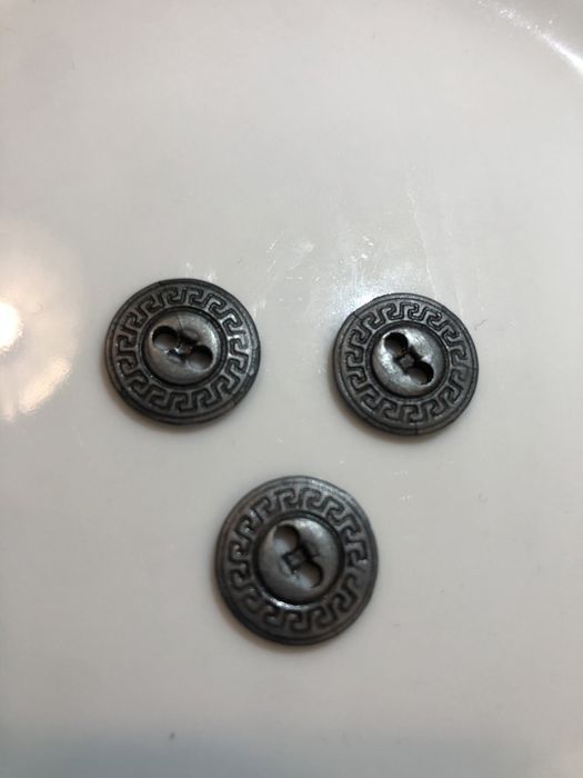 Metalowe guziki 103 szt.