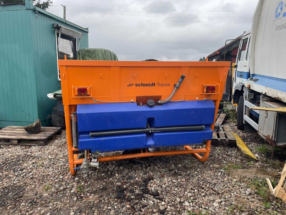 Schmidt Traxos S 15 piaskarka, posypywarka, solarka Epoke