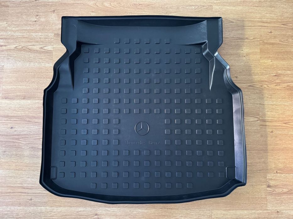 Tapete Porta-Malas/Bagageira - Mercedes-Benz C (W204)