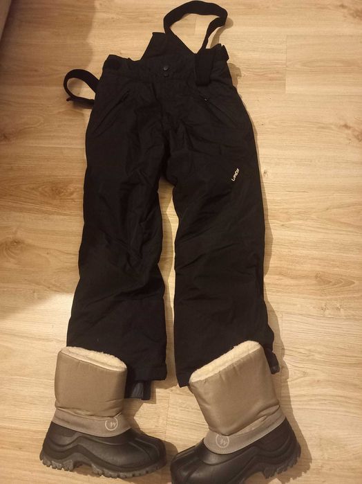 Calças e botas para a neve
