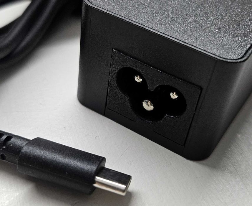 Ładowarka do laptopów i nie tylko 45W USB-C