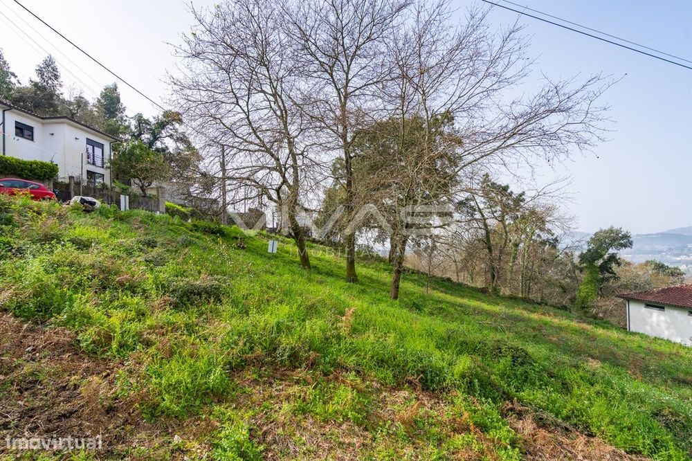 Terreno Urbano  Venda em Caldelas, Sequeiros e Paranhos,Amares