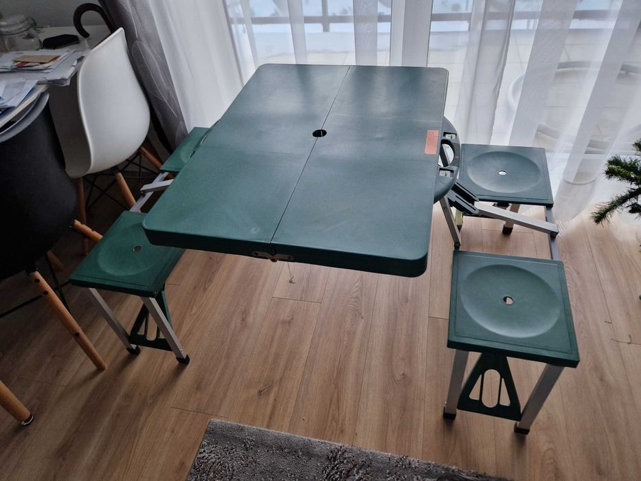 stolik turystyczny z krzesłami rozkładany (walizka)