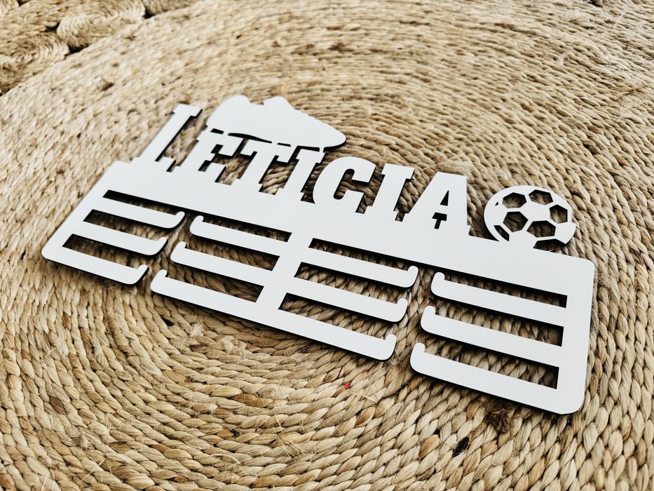PORTA-MEDALHAS PERSONALIZADOS EM MADEIRA