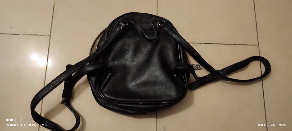 Plecak damski , skóropodobny - GUESS.