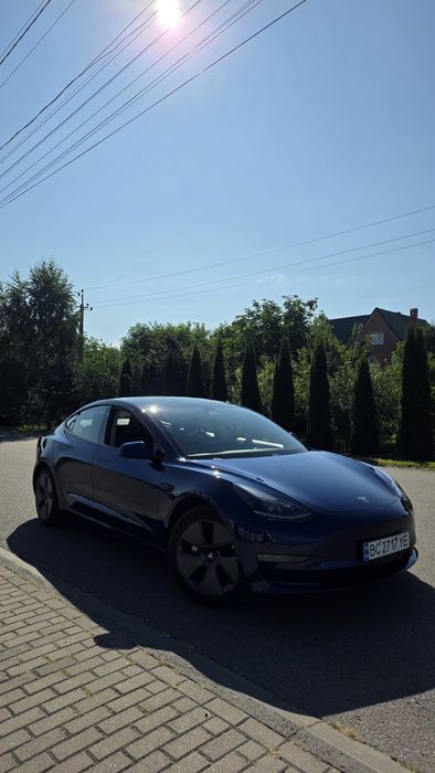 tesla 3 продаж продаю