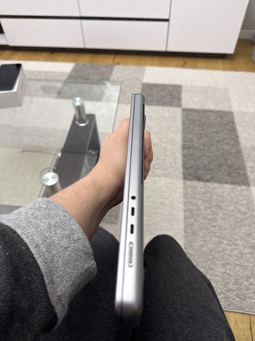 Macbook 16 m1 pro 512gb