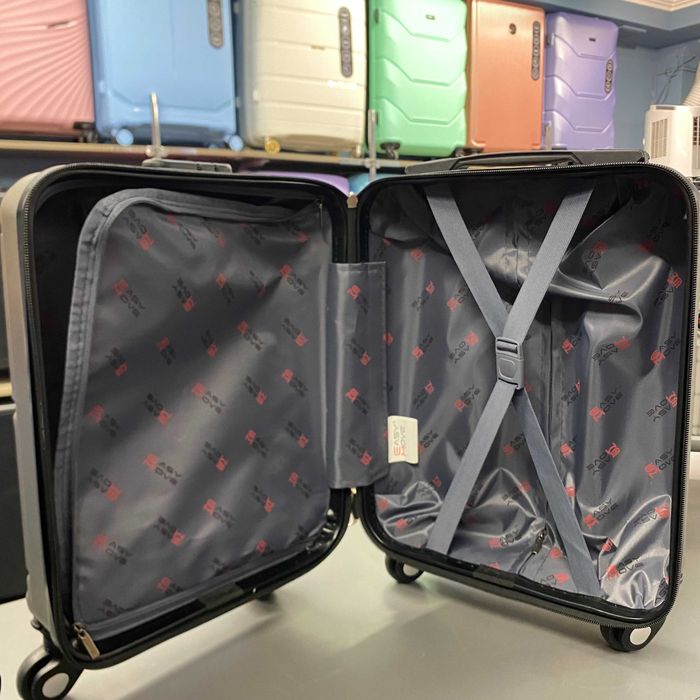 Чемодан, валіза 40×30×20 см для ручної поклажі WizzAir / Ryanair (П12)