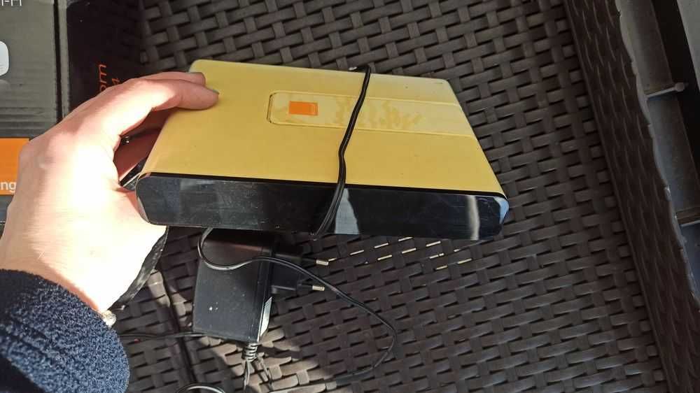 Router sagemcom fast 2704