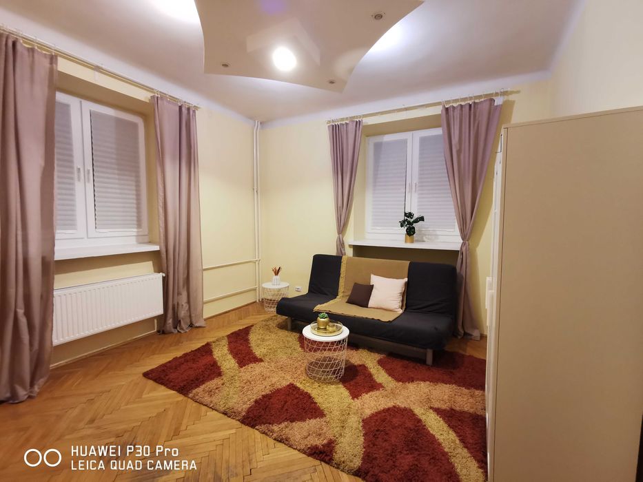 Mieszkanie 70 m² | 3 pokoje | Plac Bankowy | Metro Ratusz Arsenał