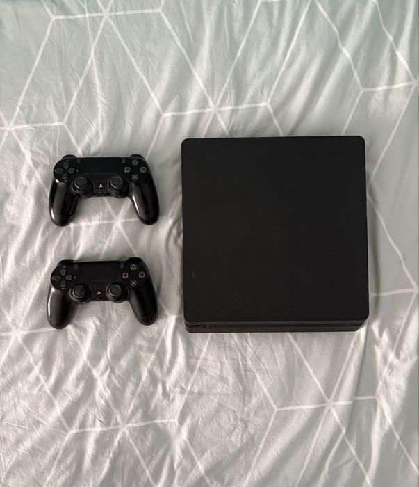 Playstation 4 1TB