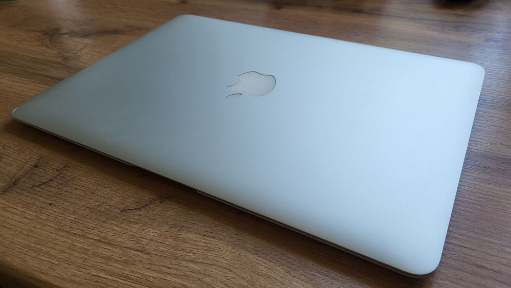 Макбук MacBook Air 13-inch 2017
