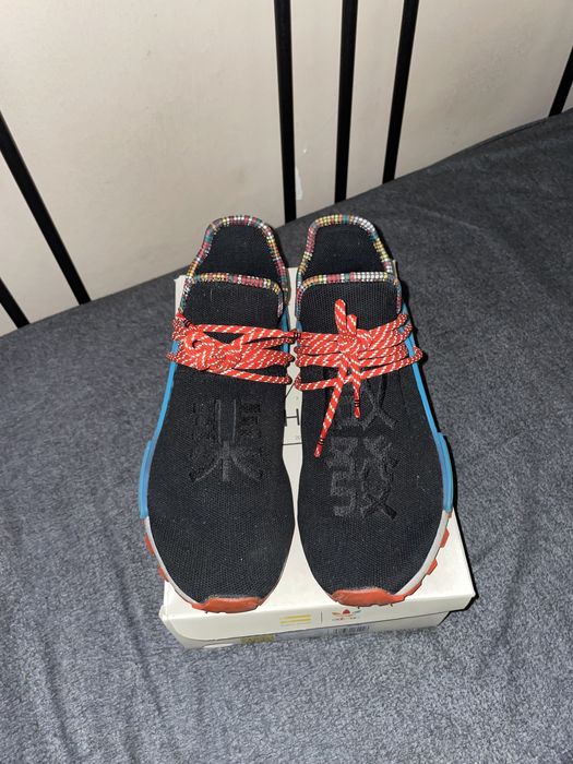 Ténis Pharrel Williams SOLAR HU NMD