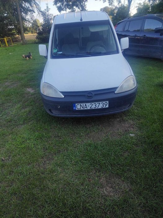 Opel combo-C  2011 rok
