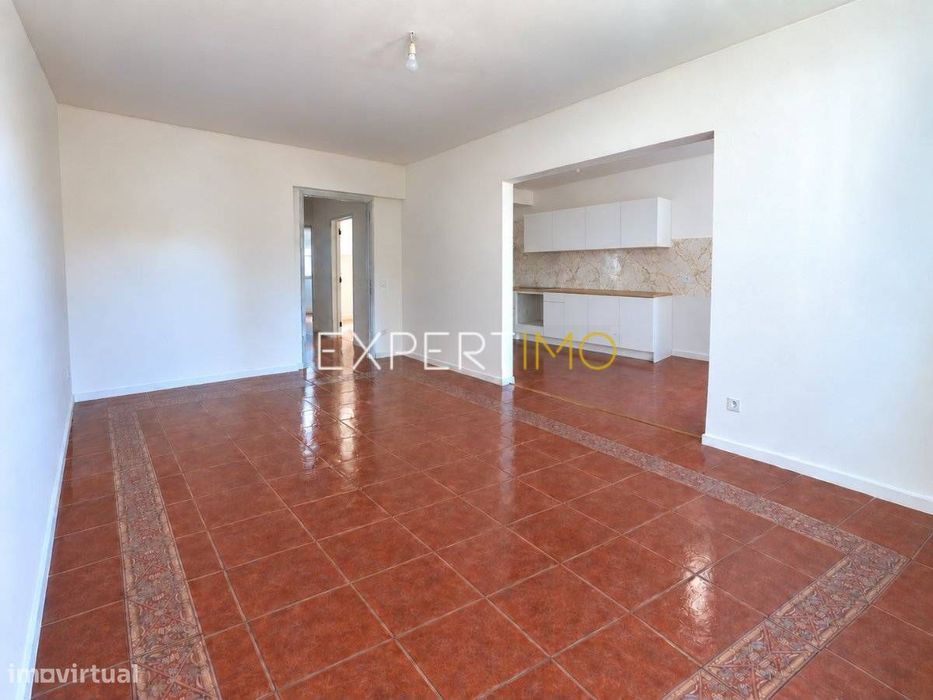 Apartamento T2 Azeitão - Pinhal De Negreiros