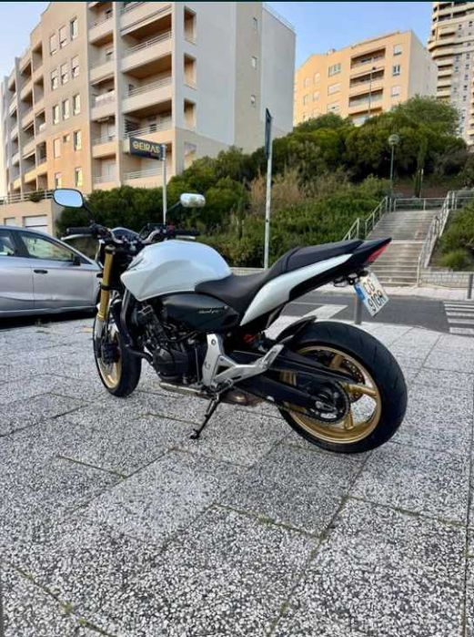 Honda Hornet CB600F 2013 - 39.200 km - Como Nova