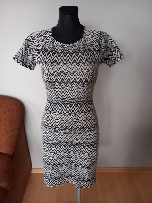 Sukienka dzianinowa  S