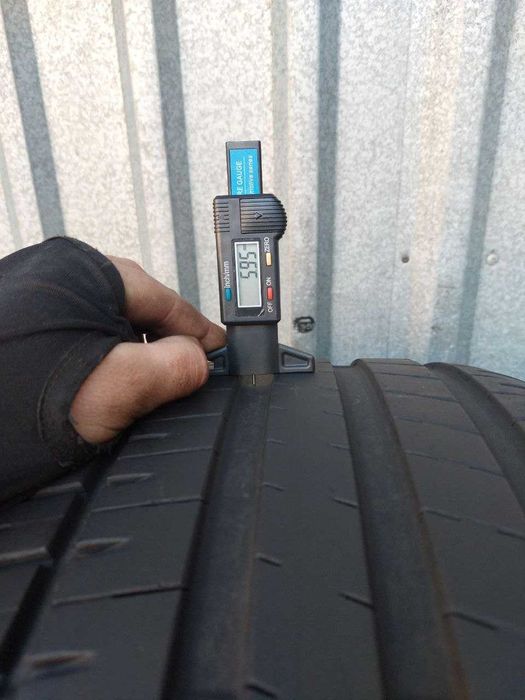 Шини б/у 285 30 R19 Falken Azenis FK510