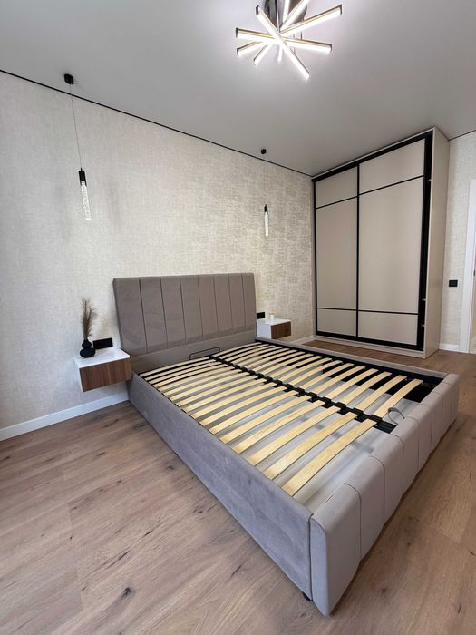 Без Комісії  Євро 3 Кімнатна Квартира з Новим Ремонтом