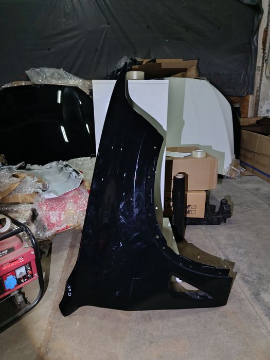 Б/у крила оригінальні алюміній R/L праві/ліві BMW G05 2019-2022