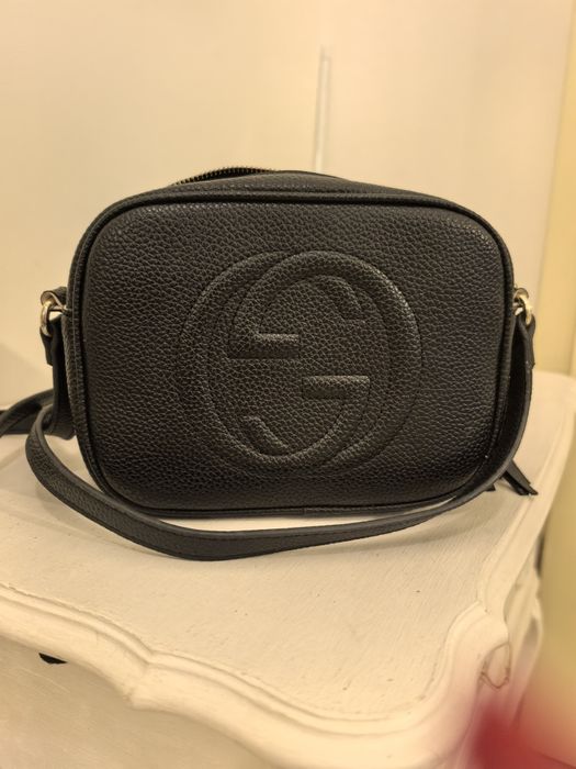 Torebka damska czarna gucci.