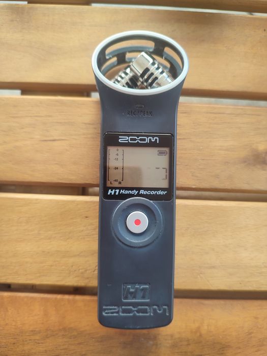 Gravador de áudio portátil Zoom H1 Handy Recorder.
