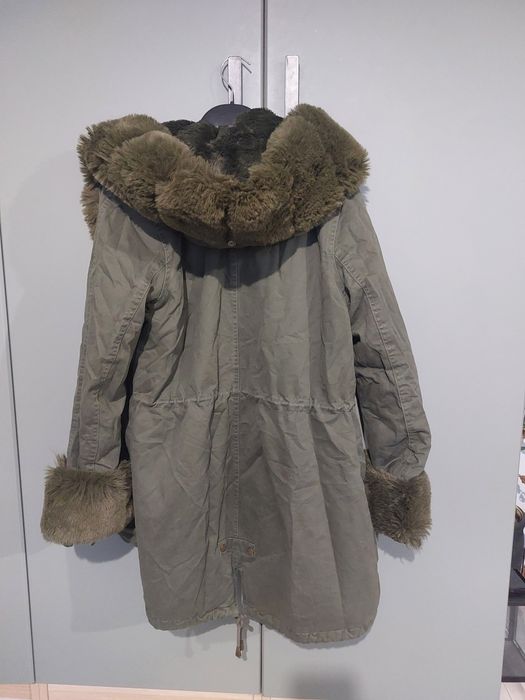 Kurtka parka ocieplana z futrem M