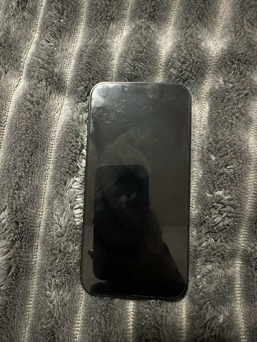 Продам айфон 13 на 128